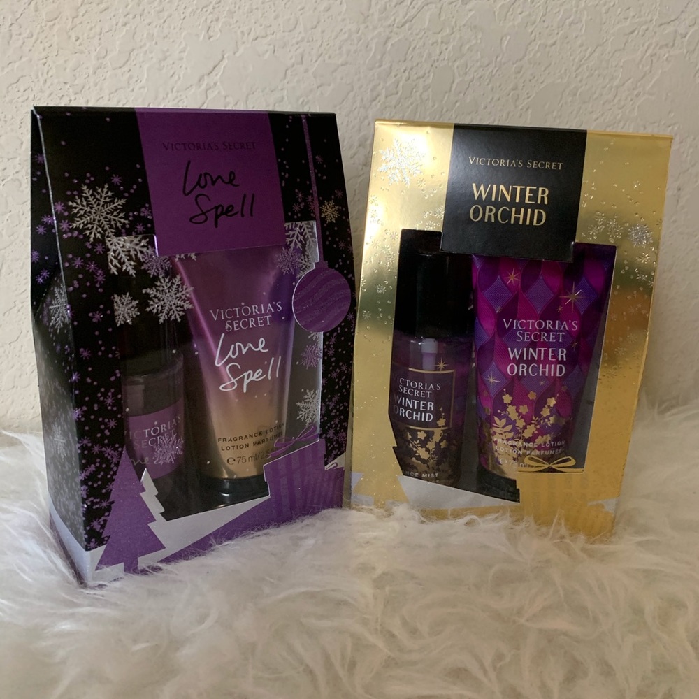 Bundle 2 Victoria’s Secret gift sets